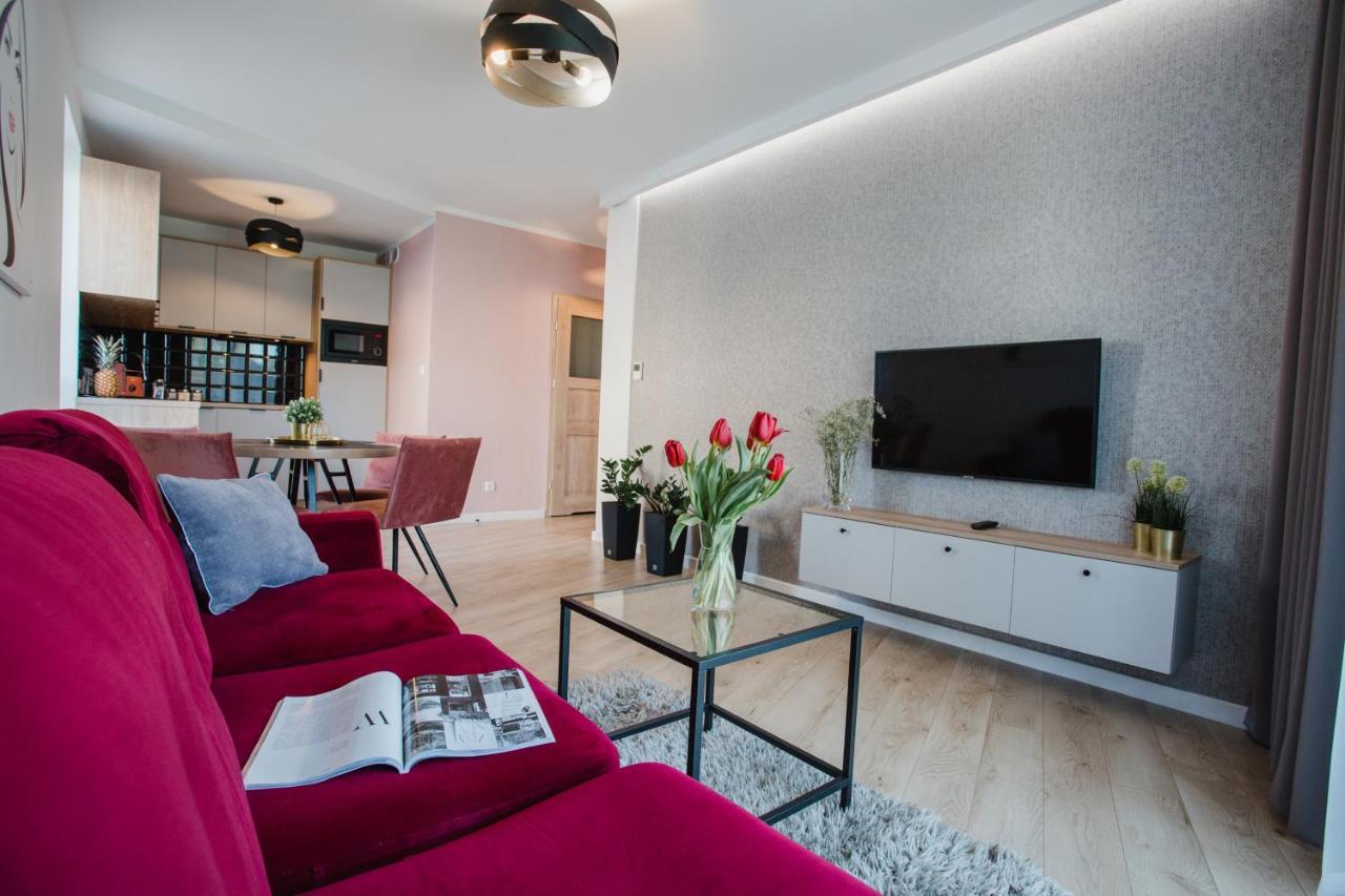 W&k White&grey - Faktura Vat, Parking Apartment