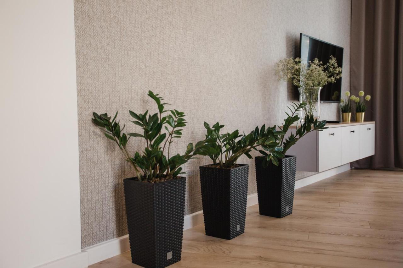 W&k White&grey - Faktura Vat, Parking Apartment