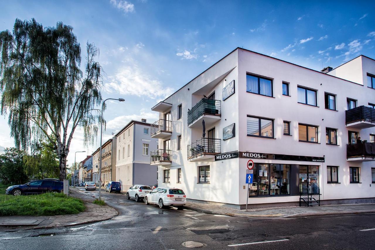 W&k White&grey - Faktura Vat, Parking